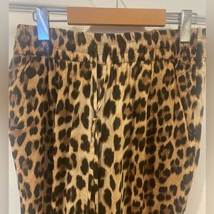 Zara made in Spain 100% viscose Leopard / animal Print Pants medium